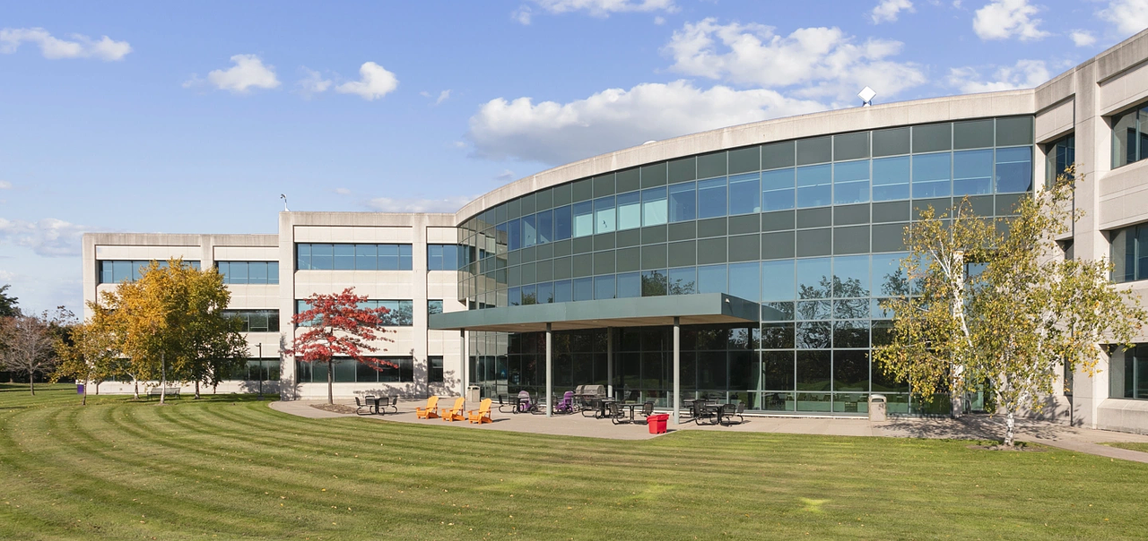 00200 - 5985 Explorer Drive, Mississauga, ON