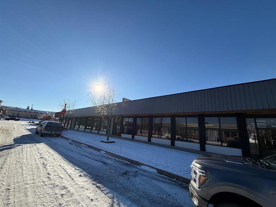 Bay 10 - 101 Government Road, Hinton, AB