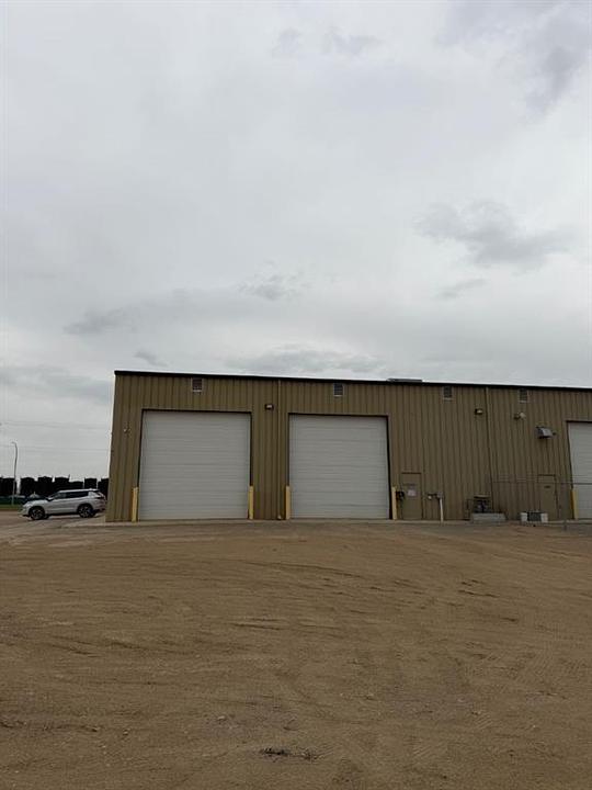 1B - 5803 63 Avenue, Lloydminster, AB