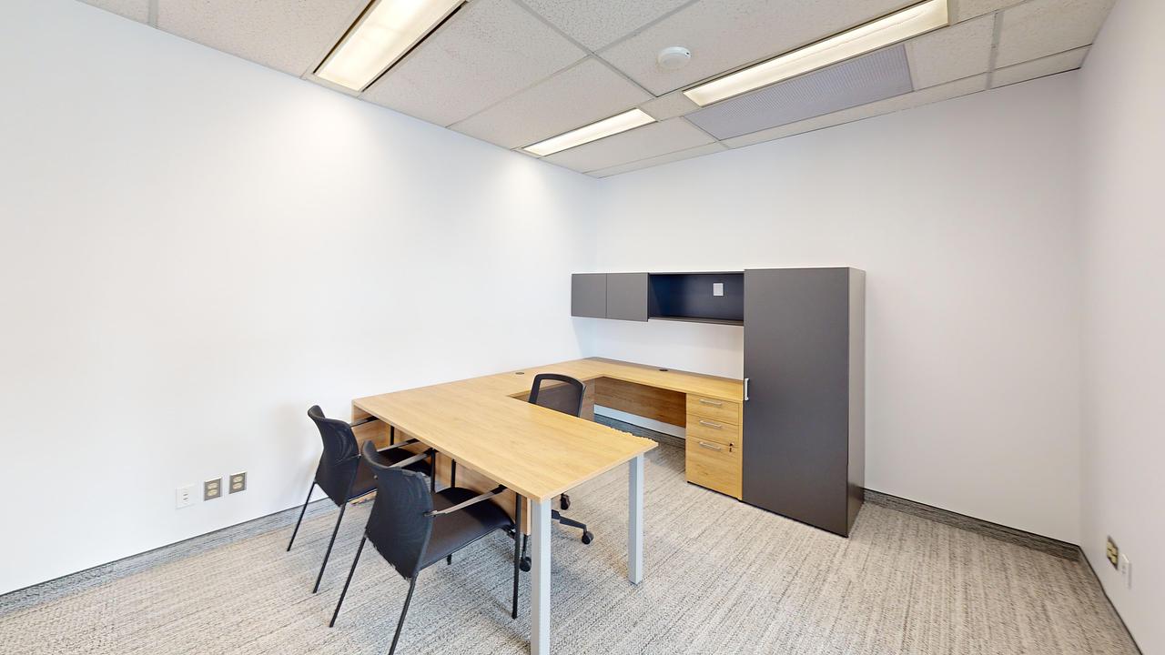 2605 - 180 Dundas Street West, Toronto, ON