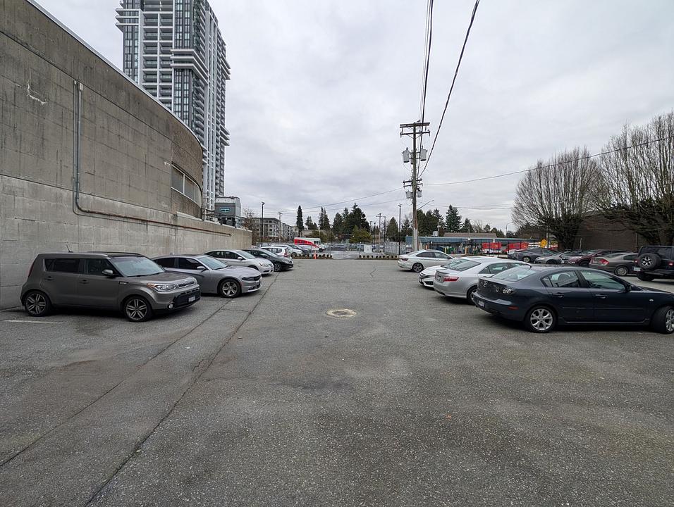102 - 10706 King George Boulevard, Surrey, BC