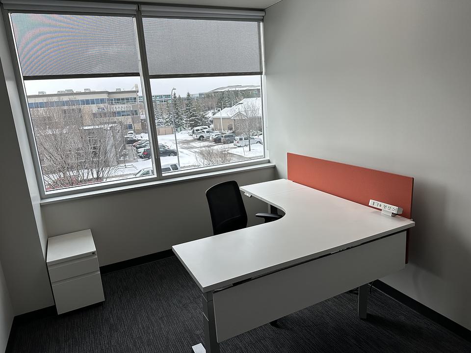 South Calgary Executive Centre - 23 Sunpark Drive Southeast, Calgary, AB
