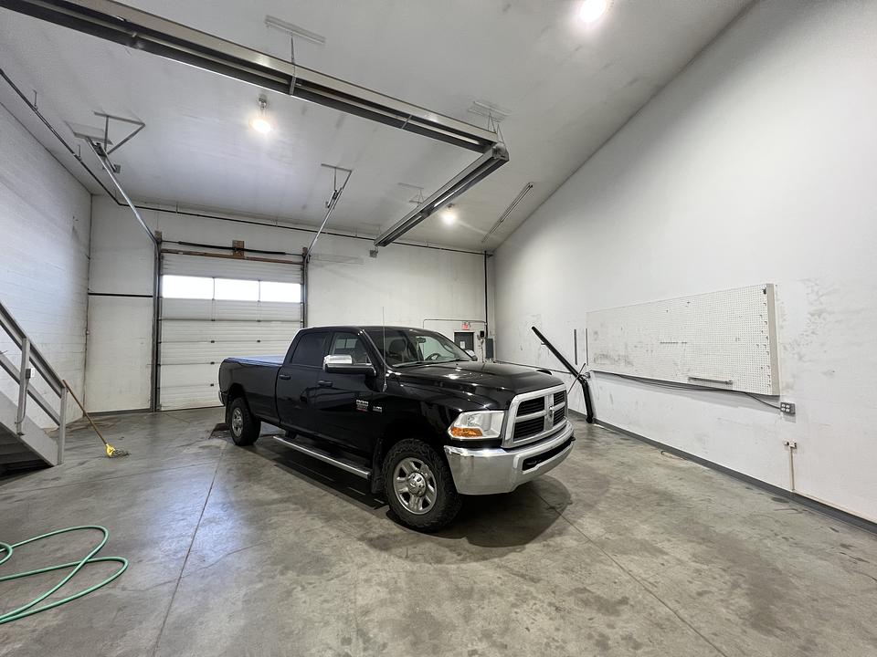 9 - 7471 Edgar Industrial Bend, Red Deer, AB