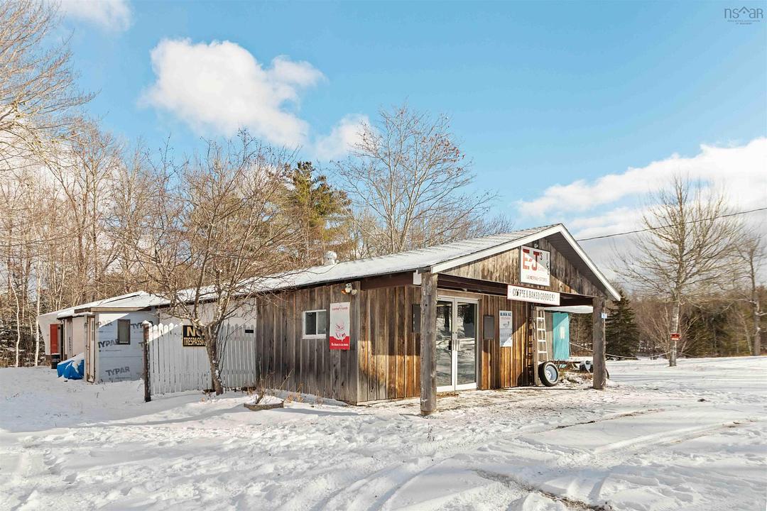 644 + 638 Highway 8, Maitland Bridge, NS