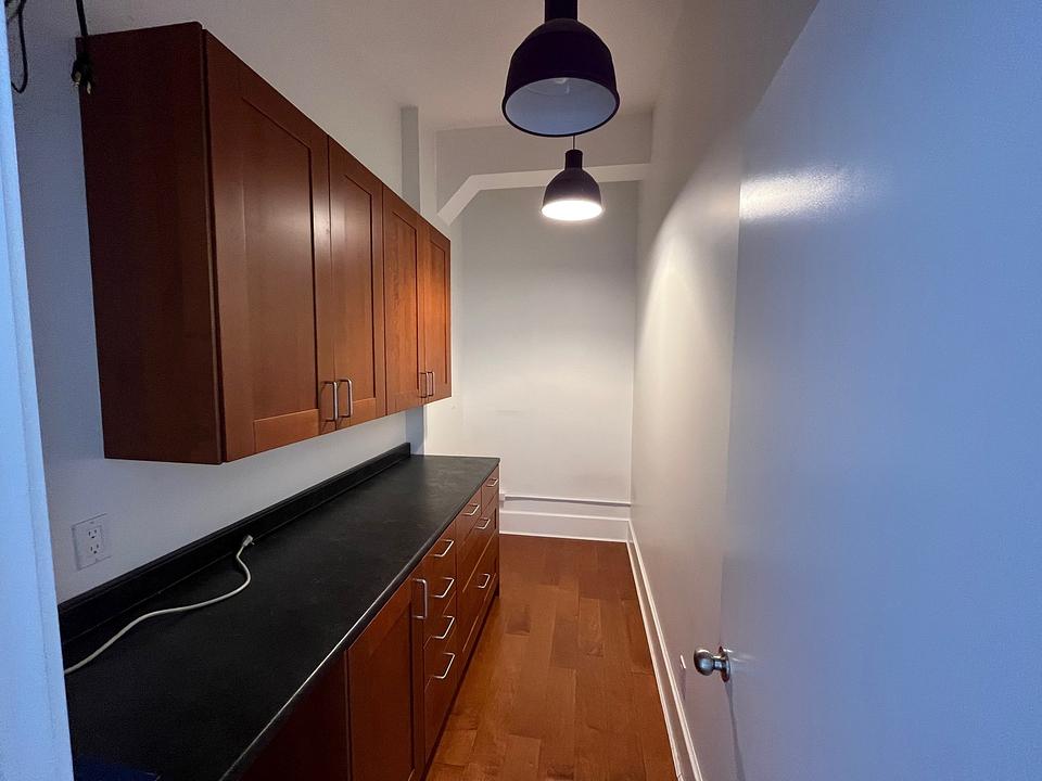 201 - 525 Seymour St, Vancouver, BC