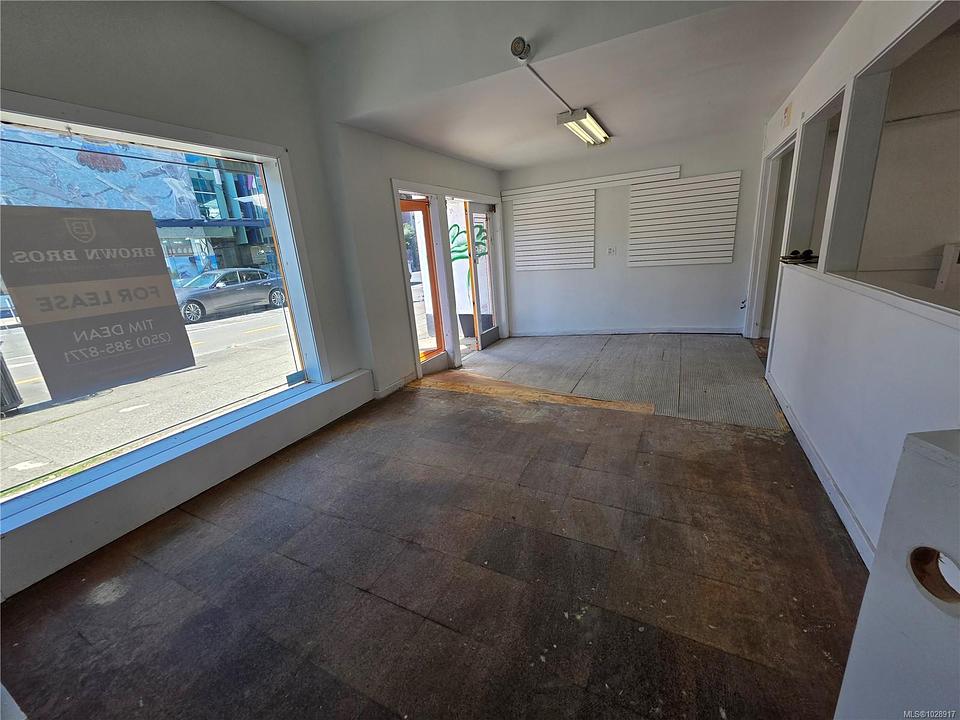 1044 Fort Street, Victoria, BC