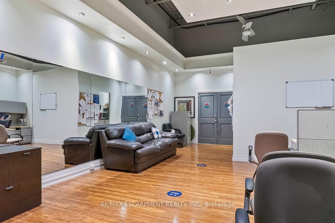 13 - 2400 Wyecroft Road, Oakville, ON