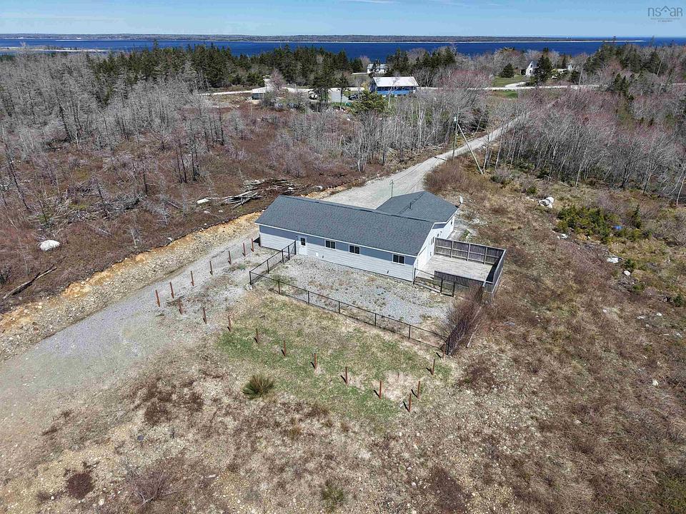 128 Beach Road, Shelburne, NS