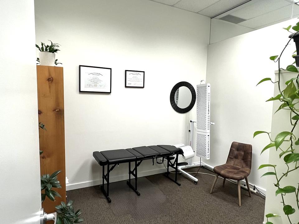 120 - 889 Harbourside Drive, North Vancouver, BC