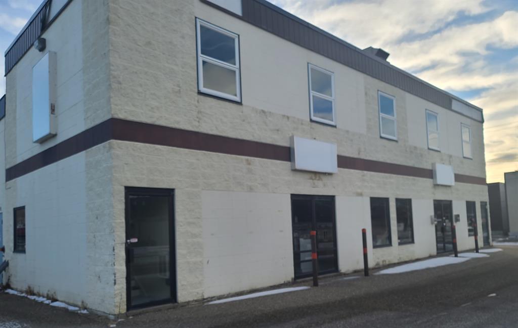 9801 97 Avenue, Peace River, AB