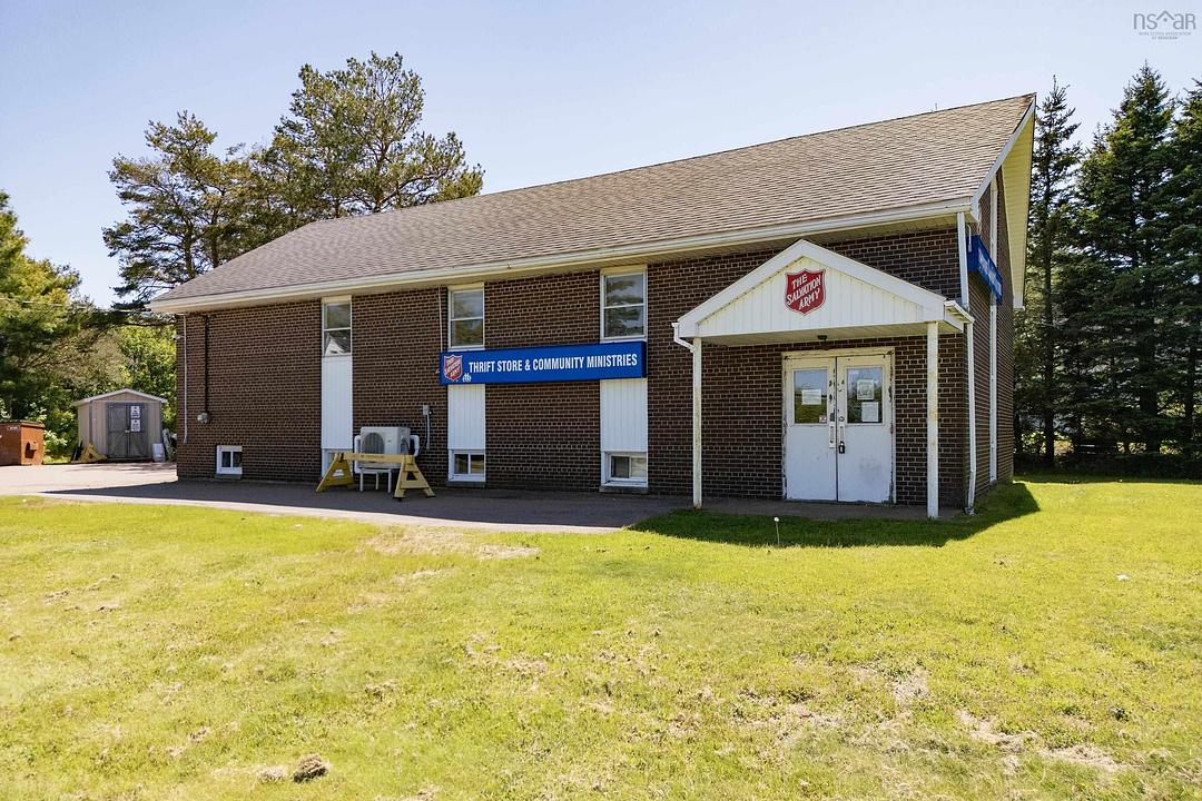 66 Victoria Street West, Amherst, NS