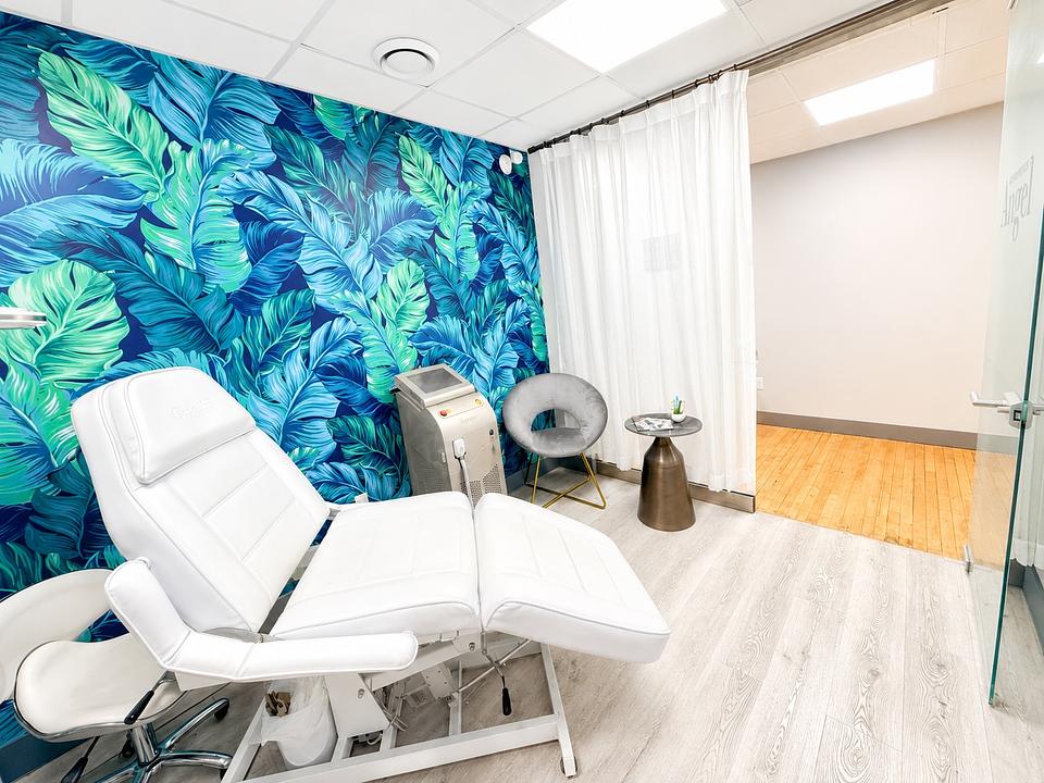 18 - 118 James Street North, Hamilton, ON