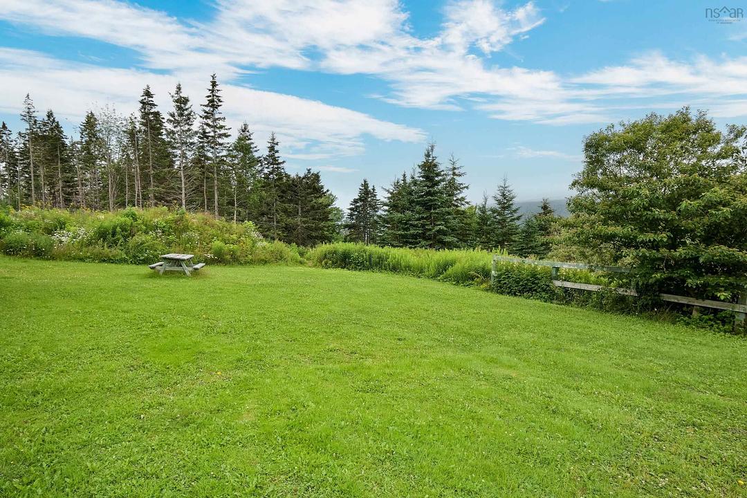 785 Nova Scotia 105, Boularderie, NS