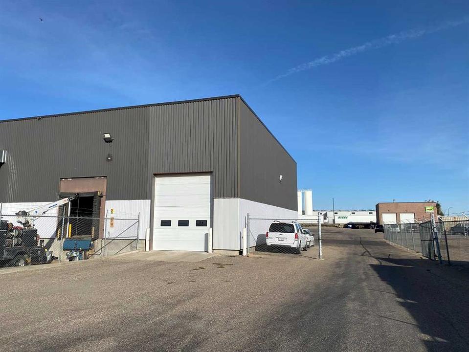 A - 2525 36 Street North, Lethbridge, AB