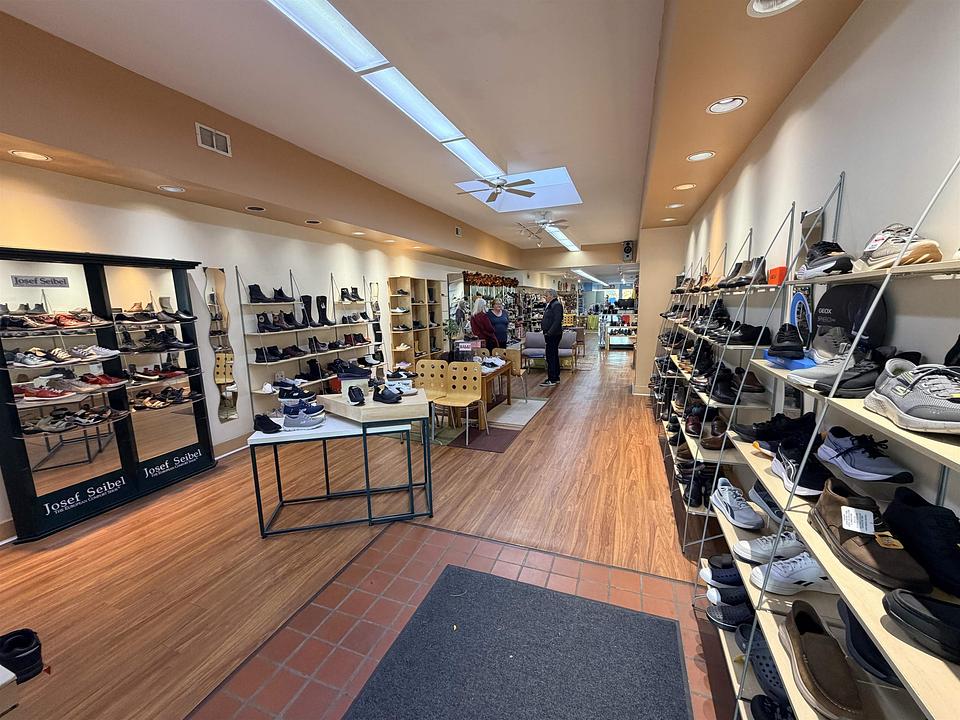 2182 West 41st Avenue, Vancouver, BC