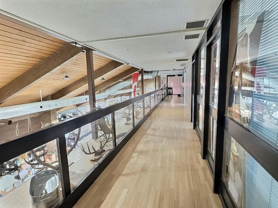 4804 50 Street, Ponoka, AB