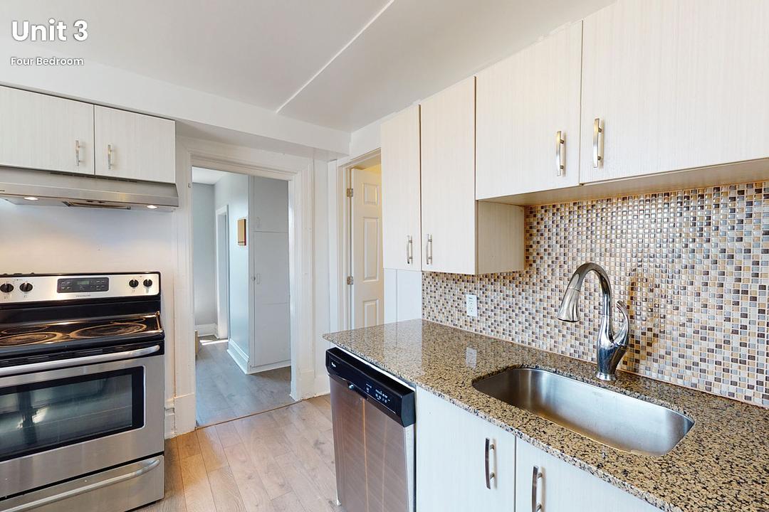 46 Carlyle Avenue, Ottawa, ON