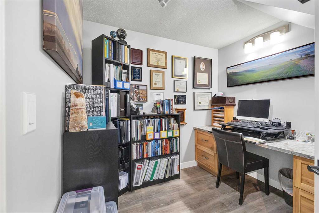 3 - 20 A Sylvaire Close, Sylvan Lake, AB