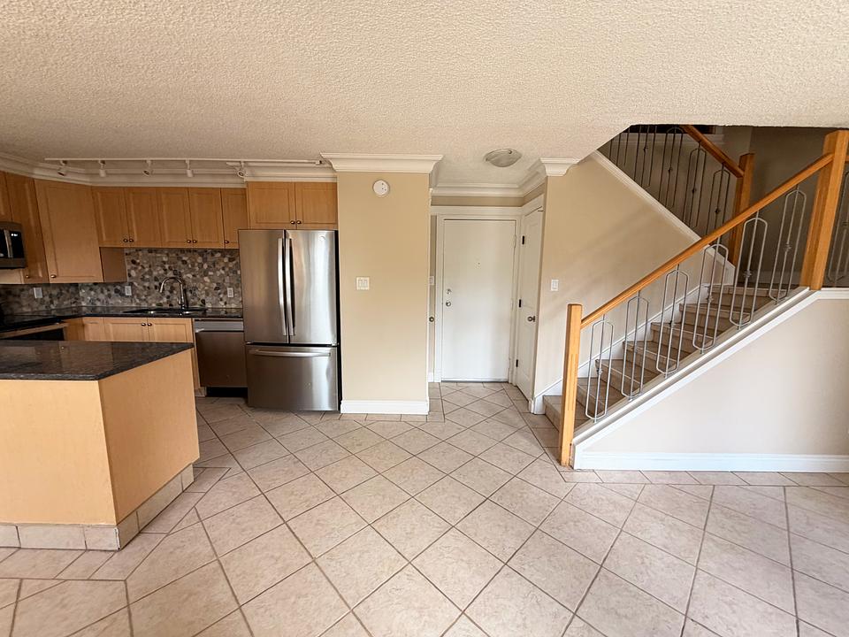 9342 103 Avenue Northwest, Edmonton, AB