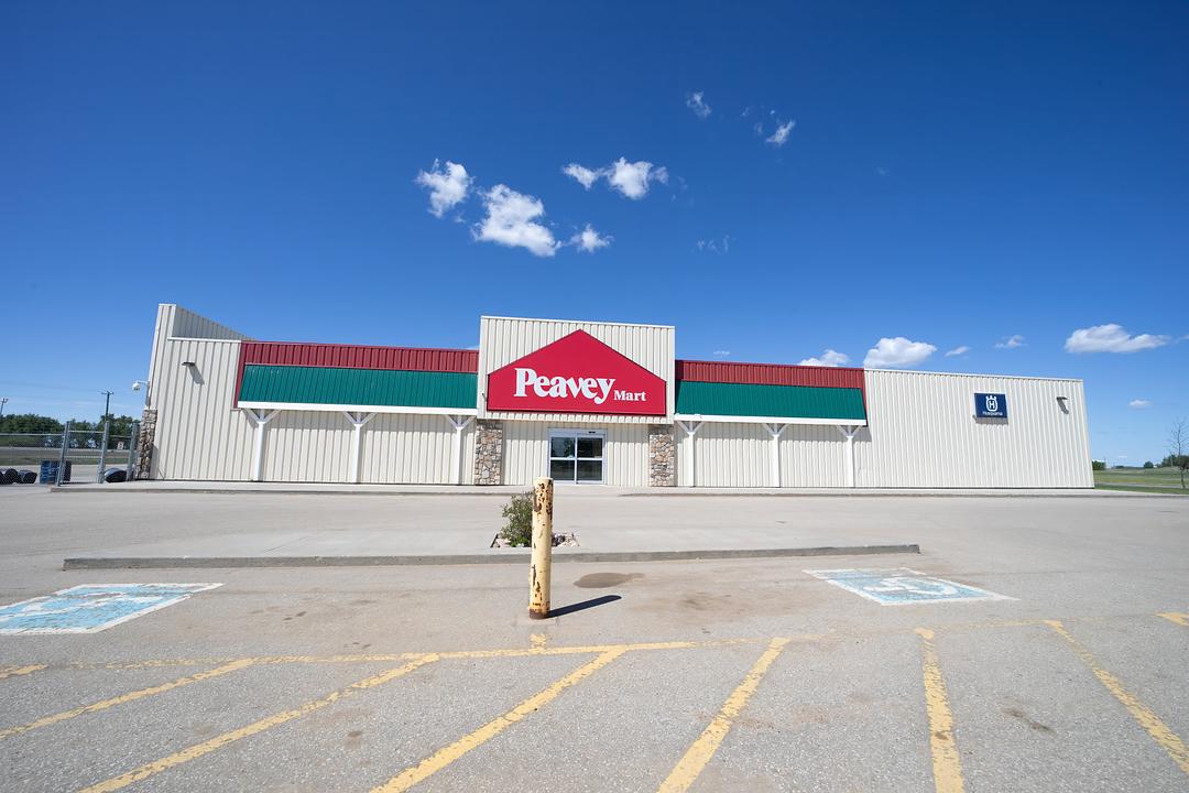 3813 51 Avenue, High Prairie, AB