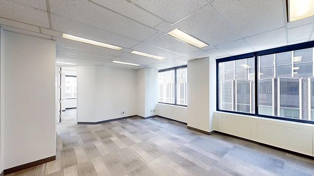 180 Dundas Street West, Toronto, ON