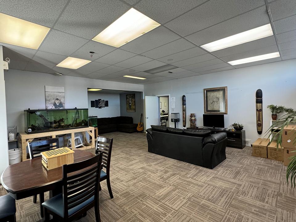 219 12B Street North, Lethbridge, AB