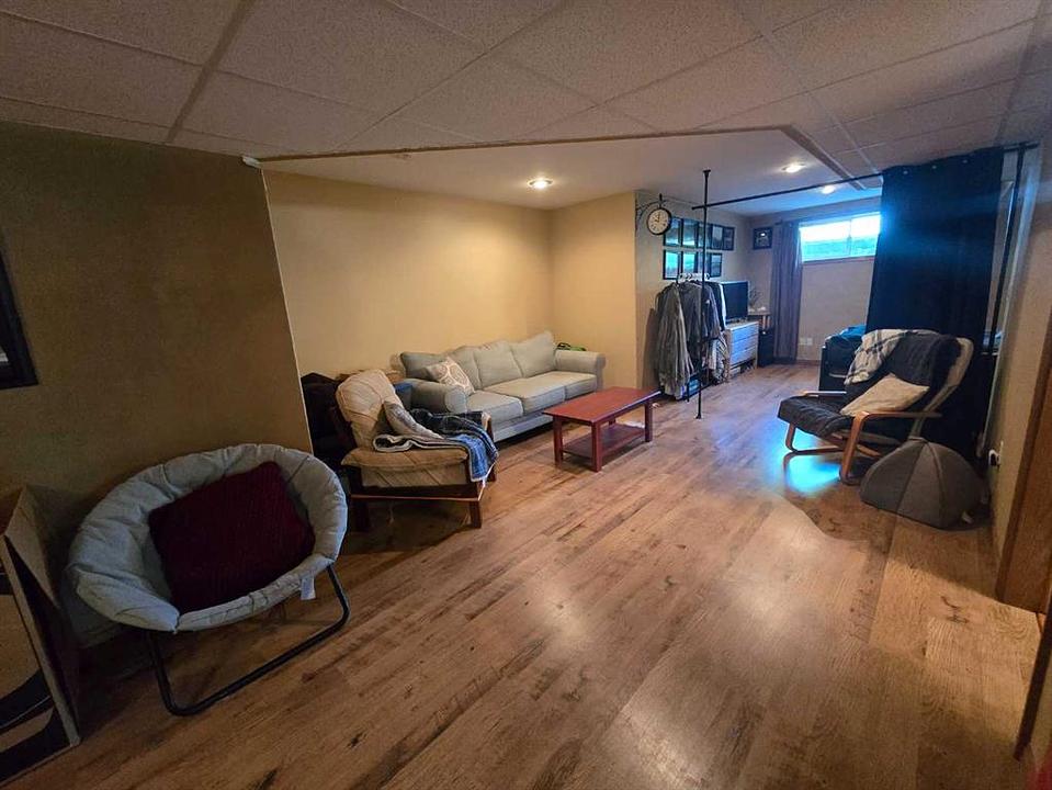 28244 Alberta 590, Innisfail, AB