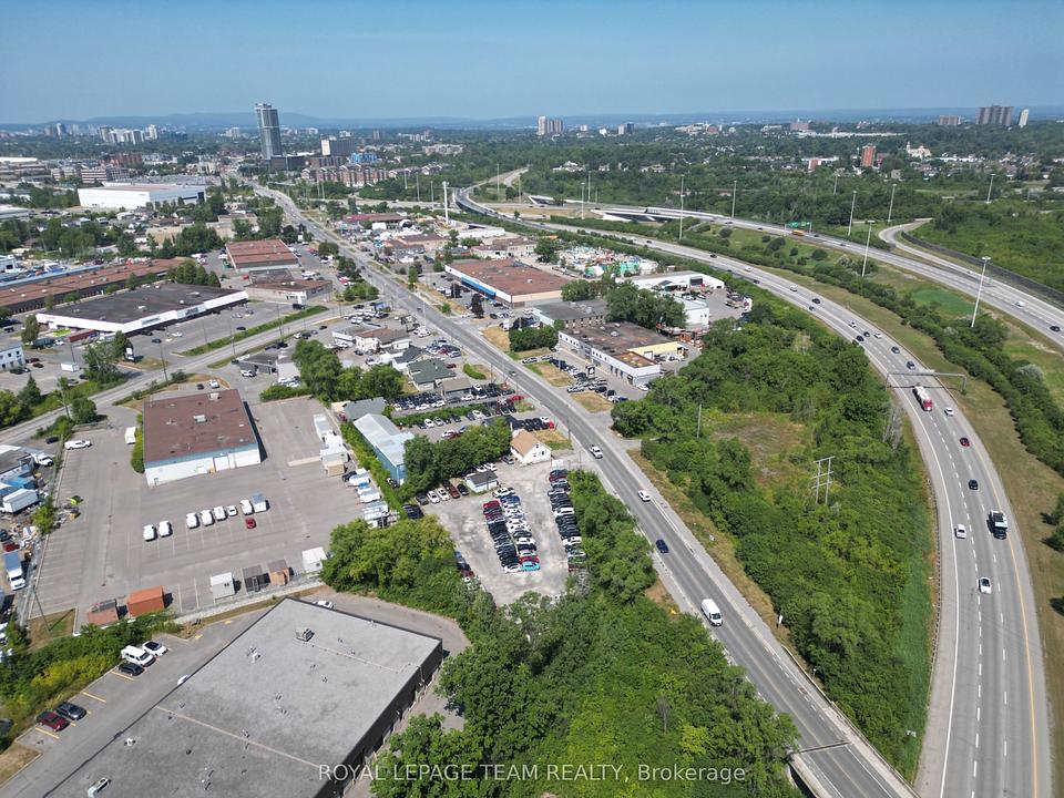 1506 Cyrville Road, Ottawa, ON