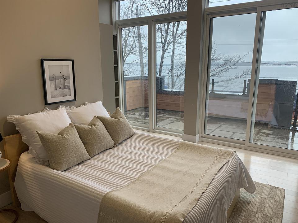 7 Bayview Road, Halifax, NS