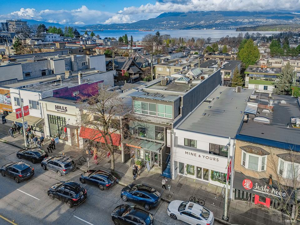 2065 West 4th Avenue, Vancouver, BC