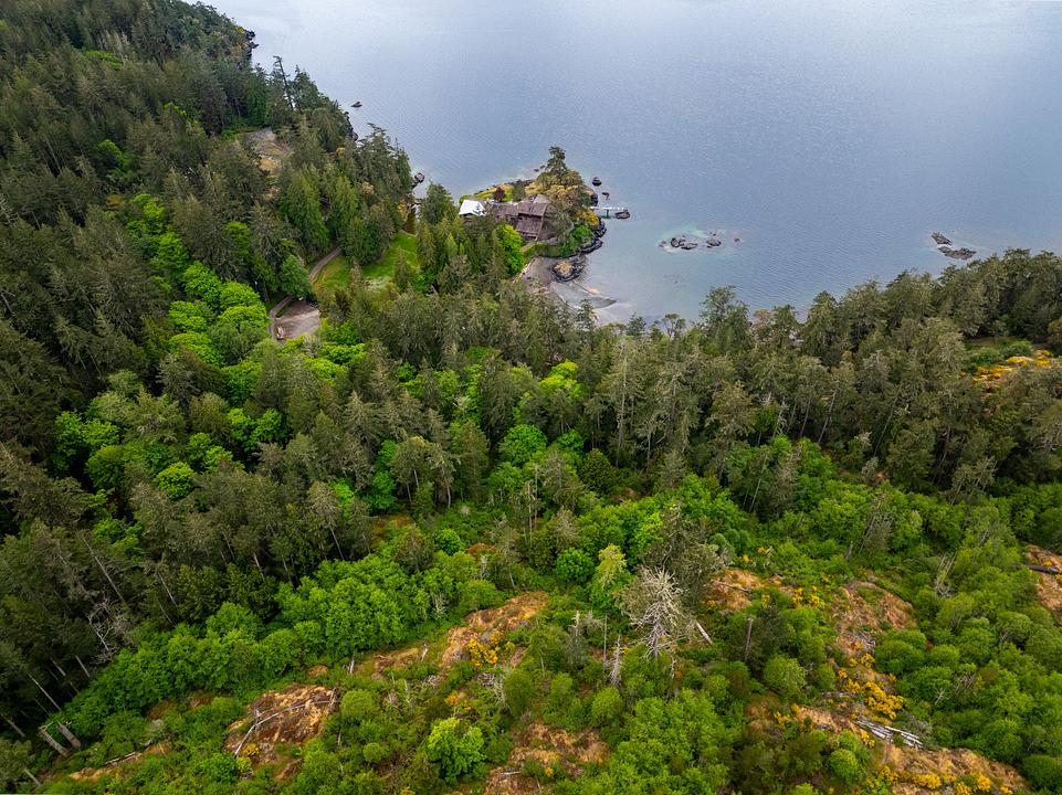 1424 Gillespie Road, Sooke, BC