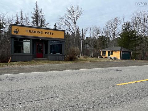 11799 Highway 8, Kempt, NS