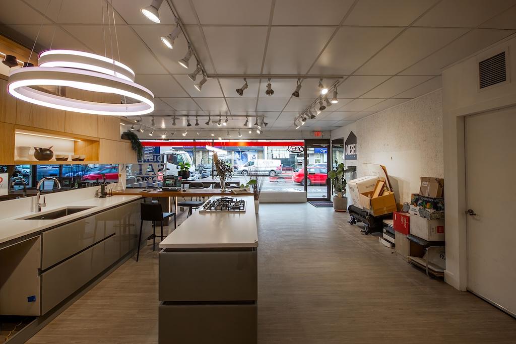 1852 - 1854 West 4th Avenue, Vancouver, BC