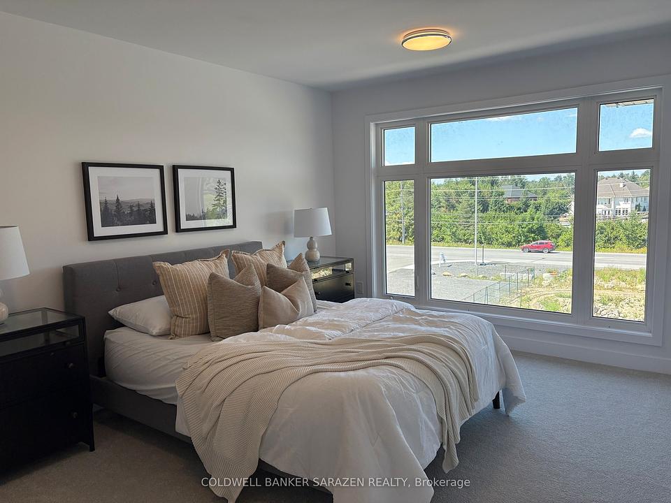 33E Salamander Way, Ottawa, ON