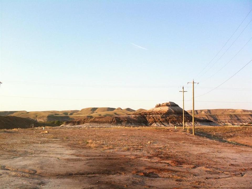 390 1 Street North, Drumheller, AB
