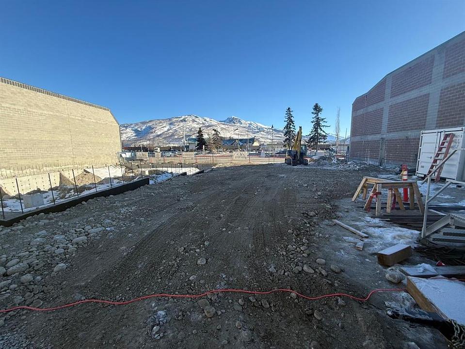 630 Connaught Drive, Jasper, AB