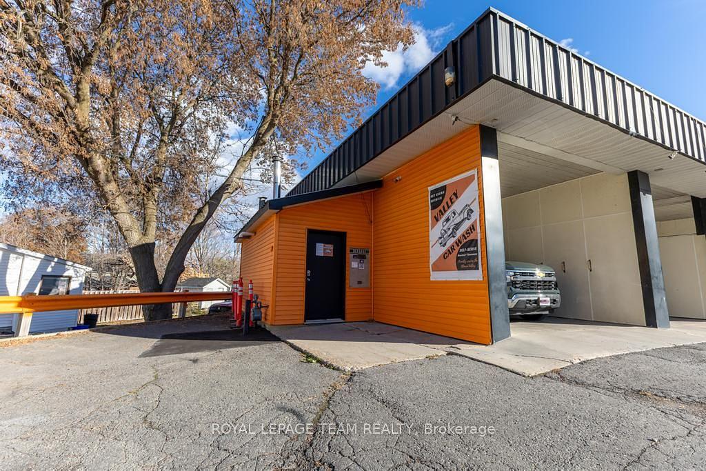 12 Elgin Street East, Arnprior, ON