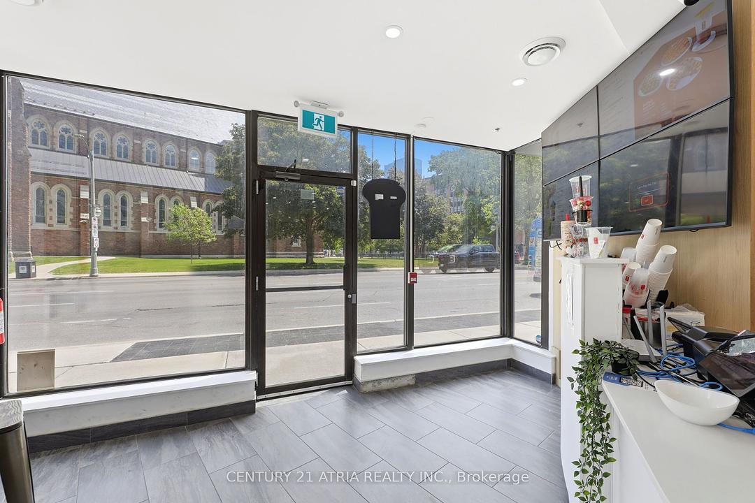12 - 515 Richmond Street, London, ON
