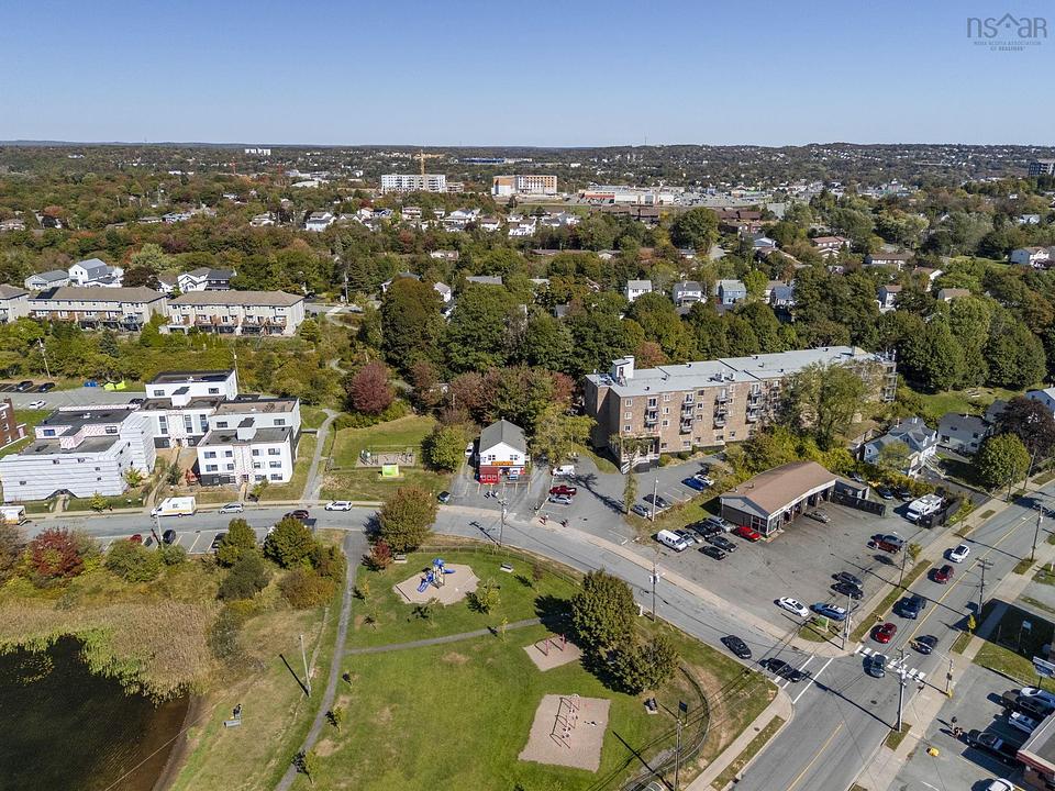 16 - 6 Lakefront Road, Dartmouth, NS