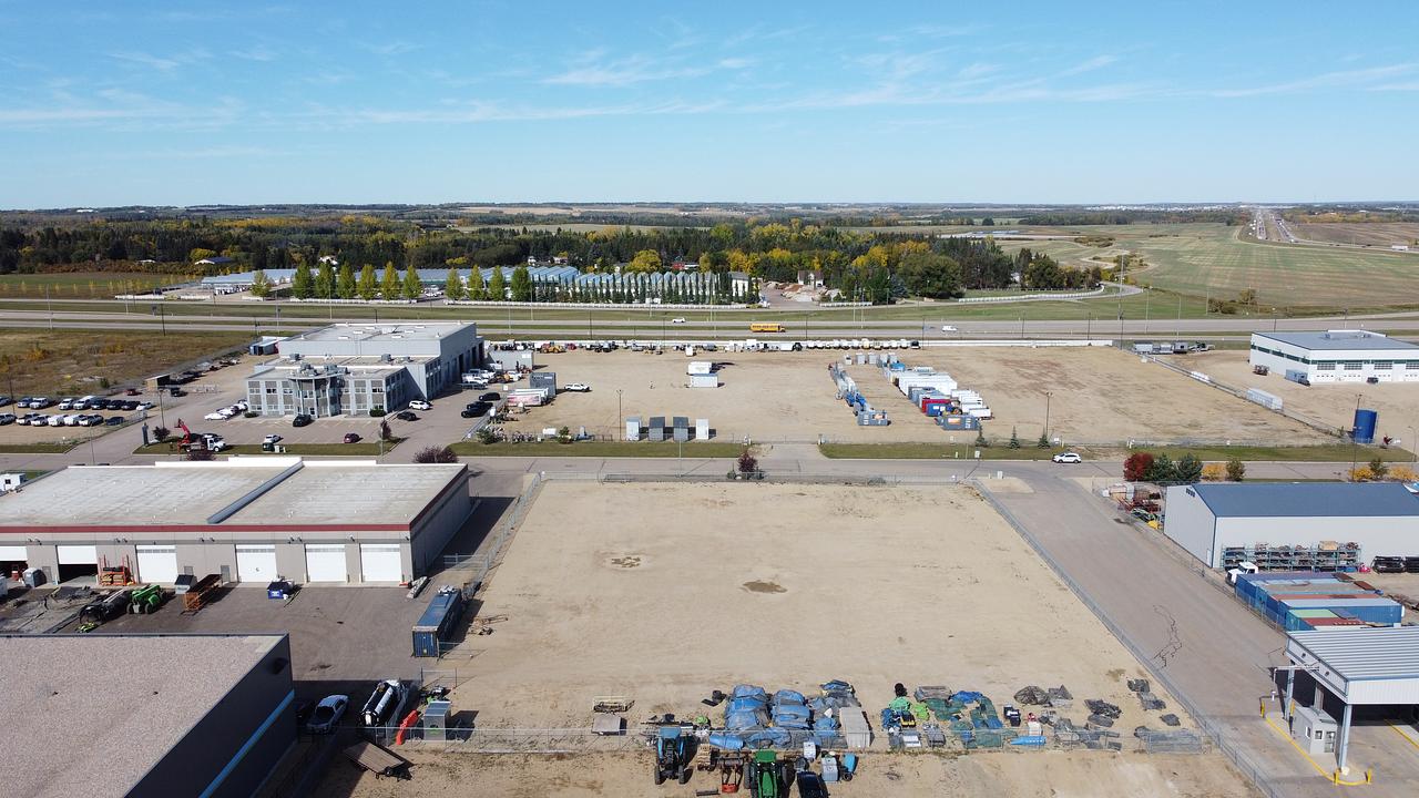 70 Queensgate Crescent, Blackfalds, AB