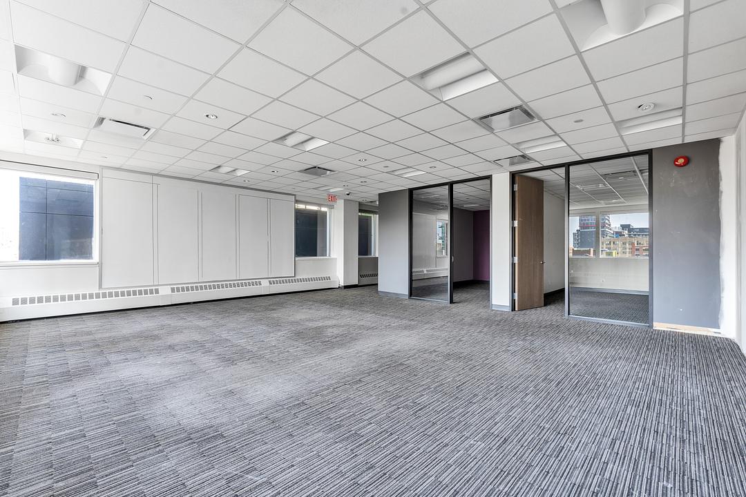 630 - 111 Peter Street, Toronto, ON