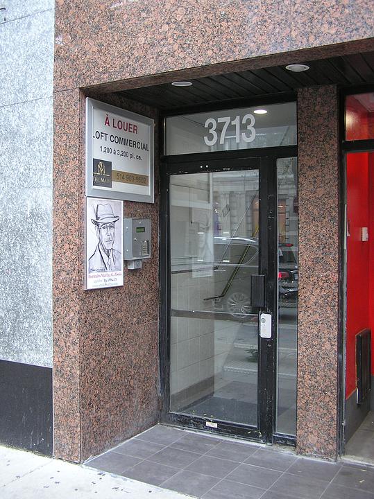 301 - 3713 Boulevard Saint-Laurent, Montréal, QC