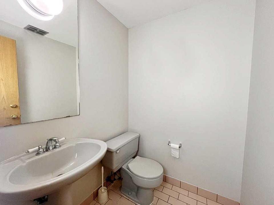 4131 Bow Trail Southwest, Calgary, AB