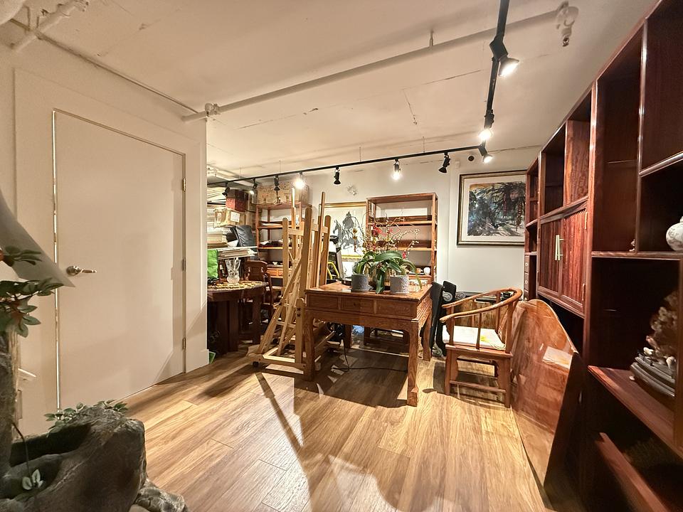 2203 Granville Street, Vancouver, BC