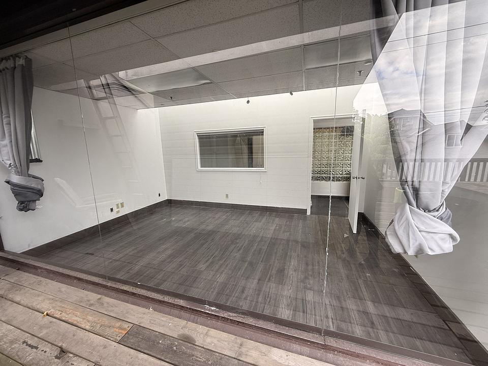 2 - 3683 West 4th Avenue, Vancouver, BC
