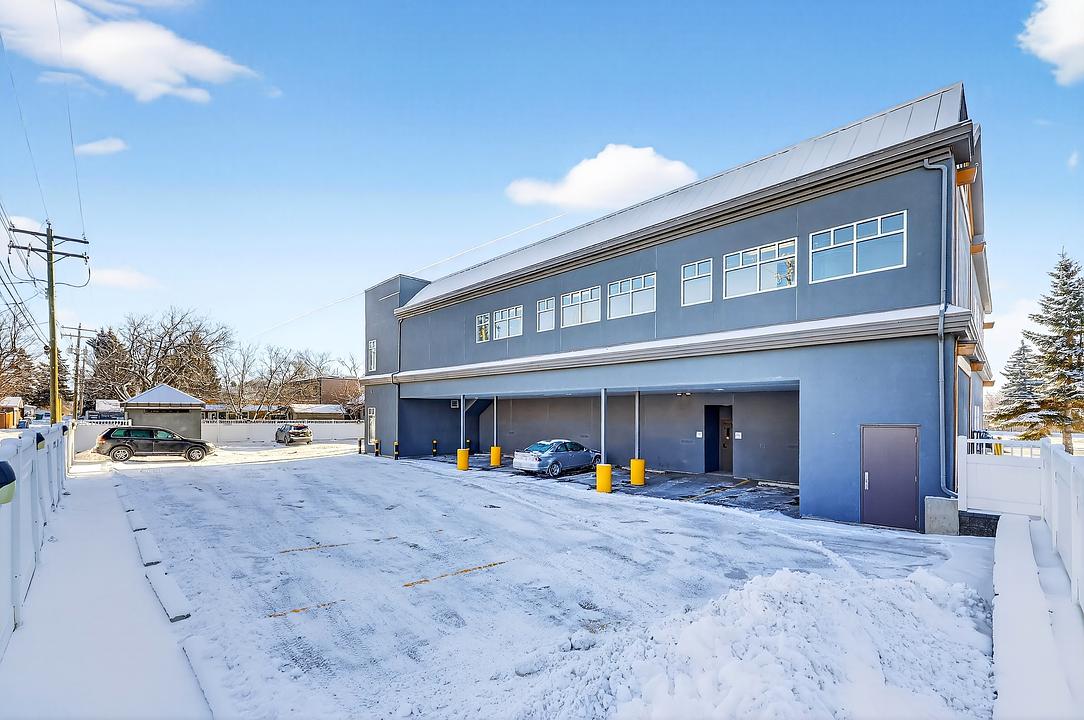 1910 20 Avenue Northwest, Calgary, AB