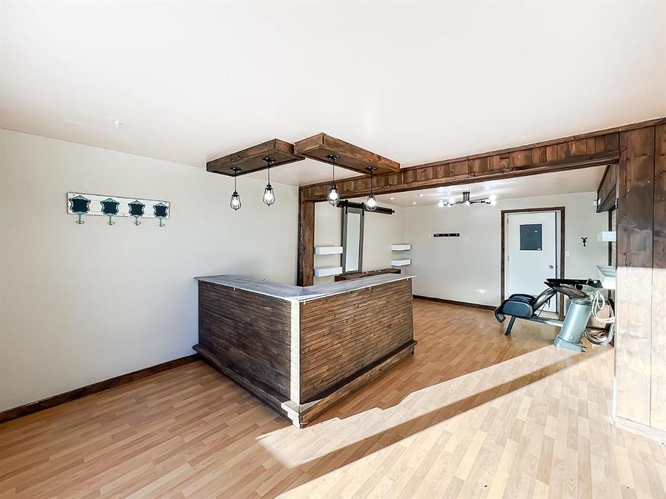 8 Railway Avenue Northeast, Falher, AB