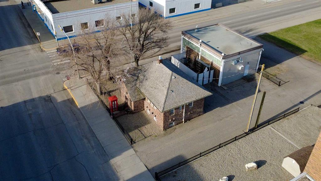 2224 2 Avenue, Fort Macleod, AB
