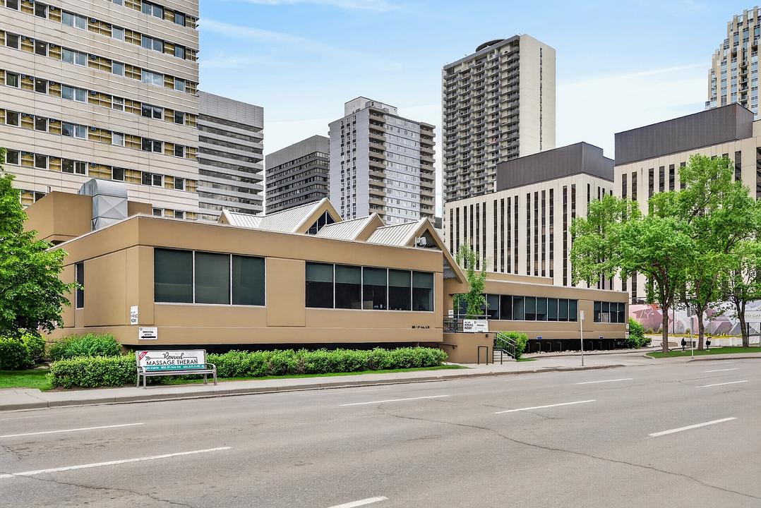 805 5 Avenue Southwest, Calgary, AB