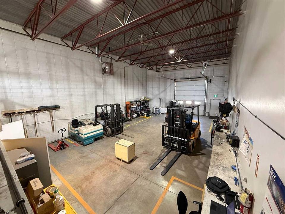 2843 2 Avenue North, Lethbridge, AB